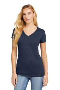 Alternative view of New Era  ®  Women's Heritage Blend V-Neck Tee. LNEA101