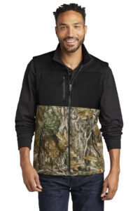 Alternative view of Russell Outdoors   Realtree ®  Atlas Colorblock Soft Shell Vest RU604